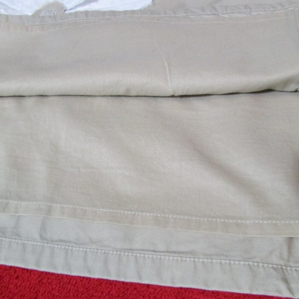 Boden Applique Floral Skirt - Cotton Tan / White - Picture 6 of 8